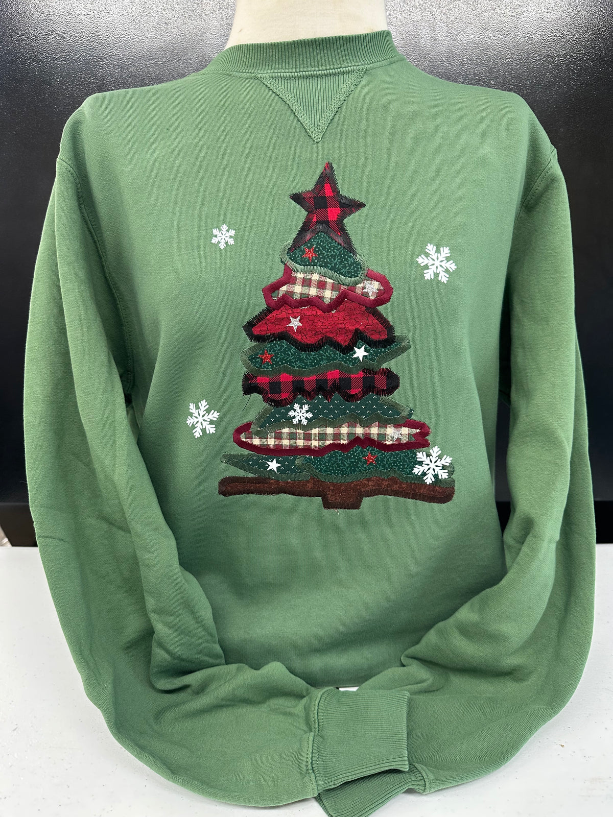 Green Applique Christmas Tree Crew Sweatshirt S-4X