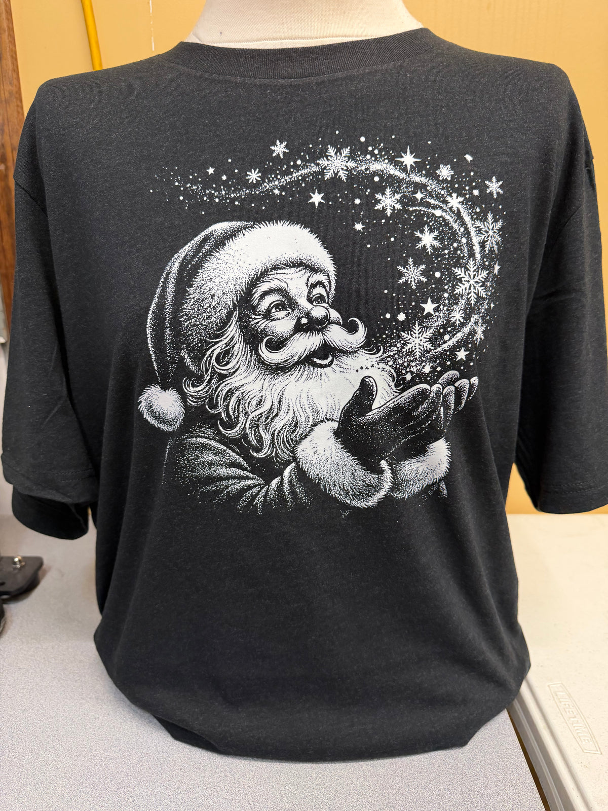 Black Magical Santa T-Shirt SM-4X