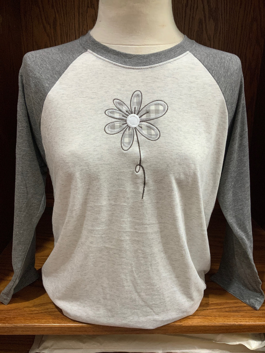 3/4 Grey/White Flower T-Shirt S-3X