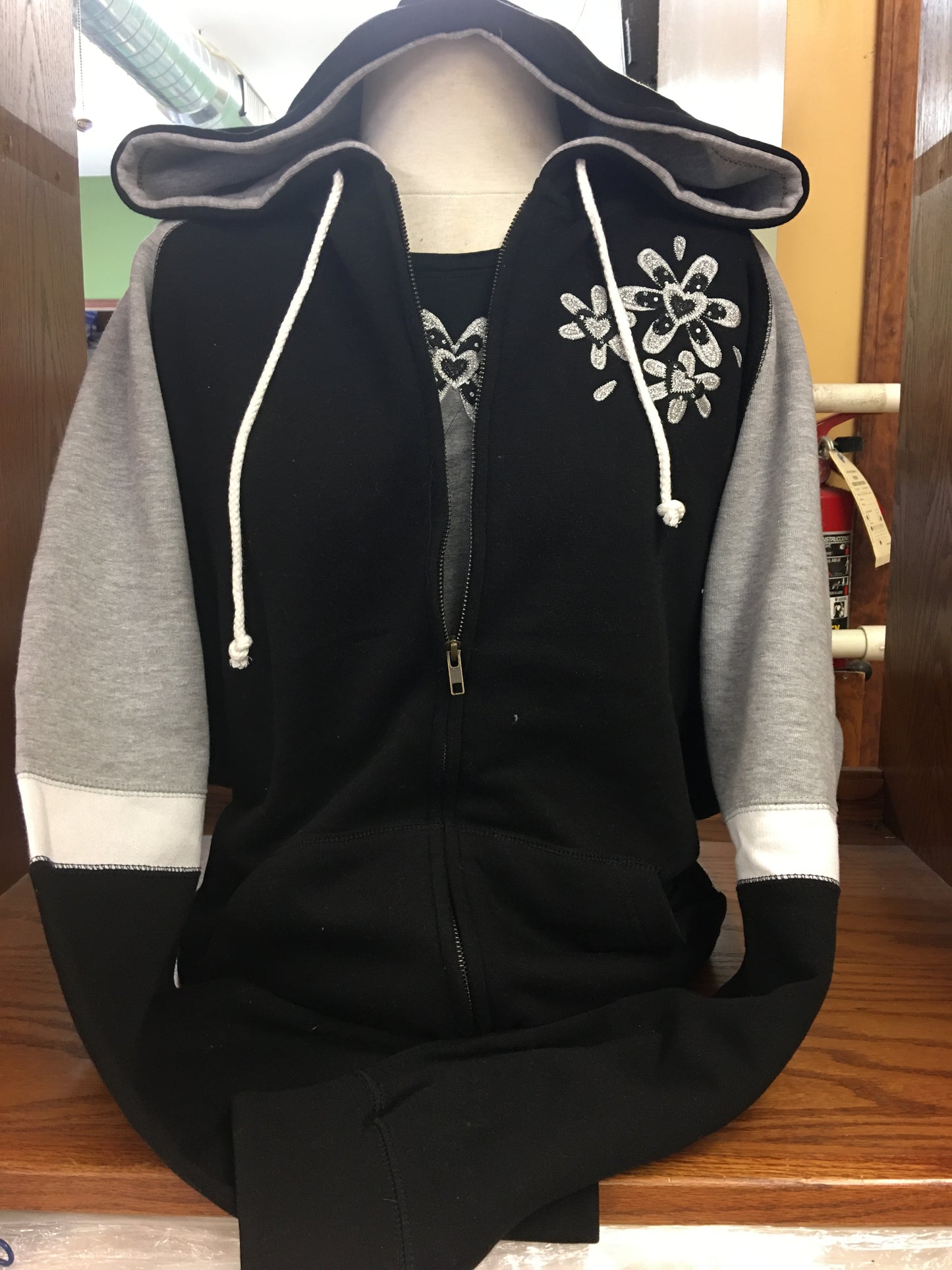 Black/Grey Zip Hoodie SM-4X